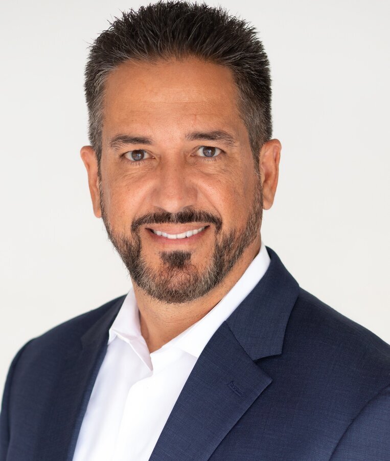Pete Hernandez